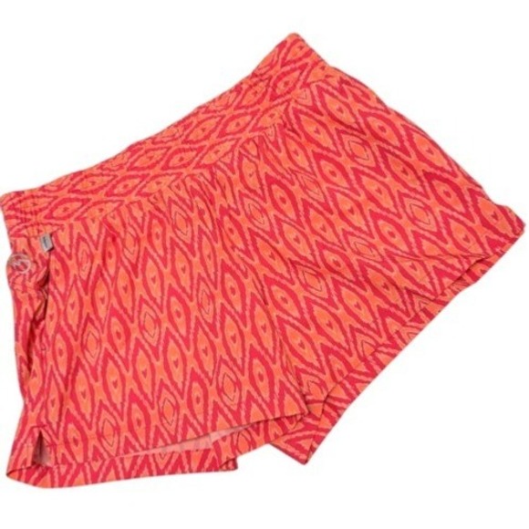 Magellan Outdoors Pink and Orange Patterned Women's Shorts Athletic Hiking - Picture 2 of 7